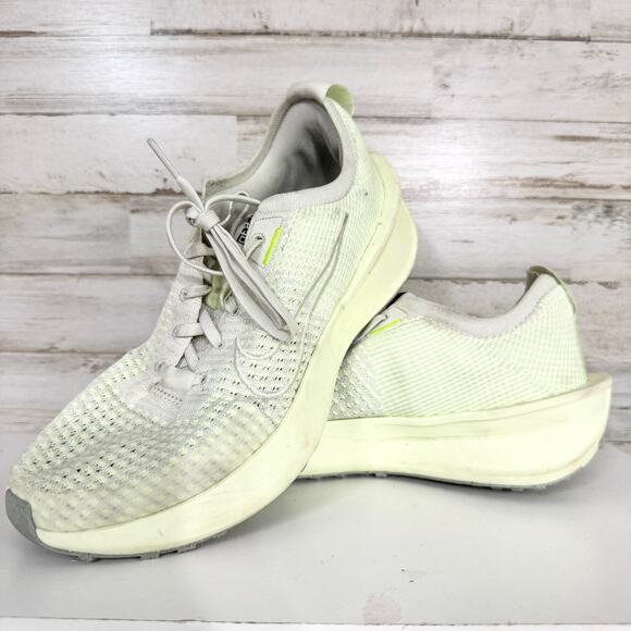 Nike Shoes Women Size 8.5 Sea Glass Interact Run Barely Volt Road Run Sneakers - Picture 8 of 8